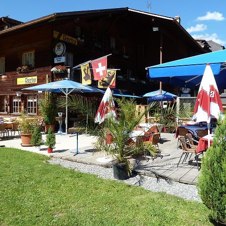 Hôtel Gasthof Derby à Zweisimmen Extérieur photo
